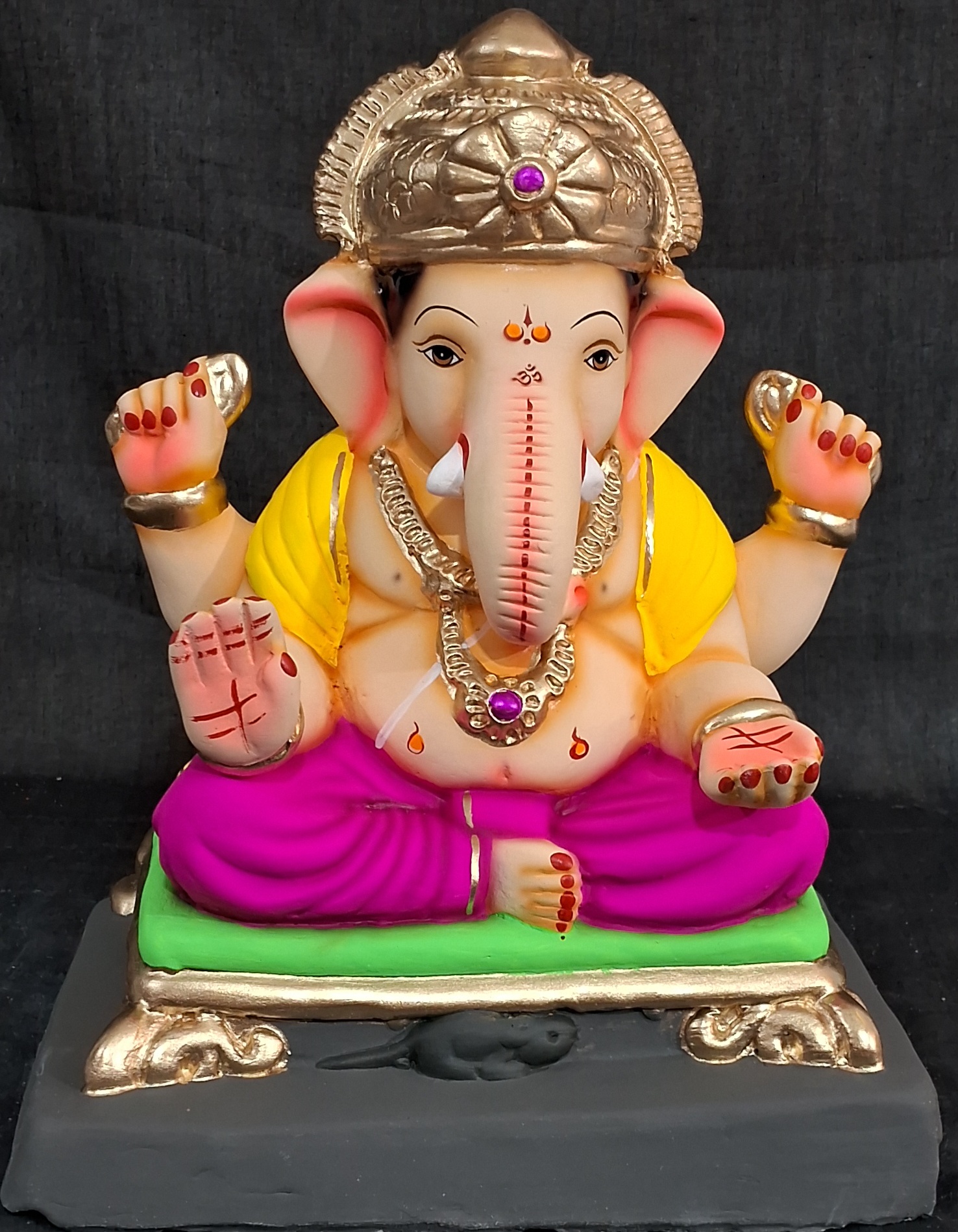 B-पद्मासन-राणी