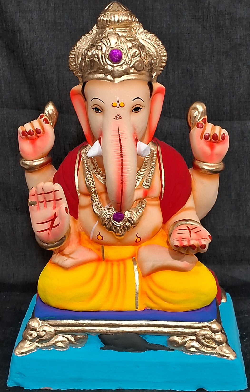 C-पद्मासन-पिवळा