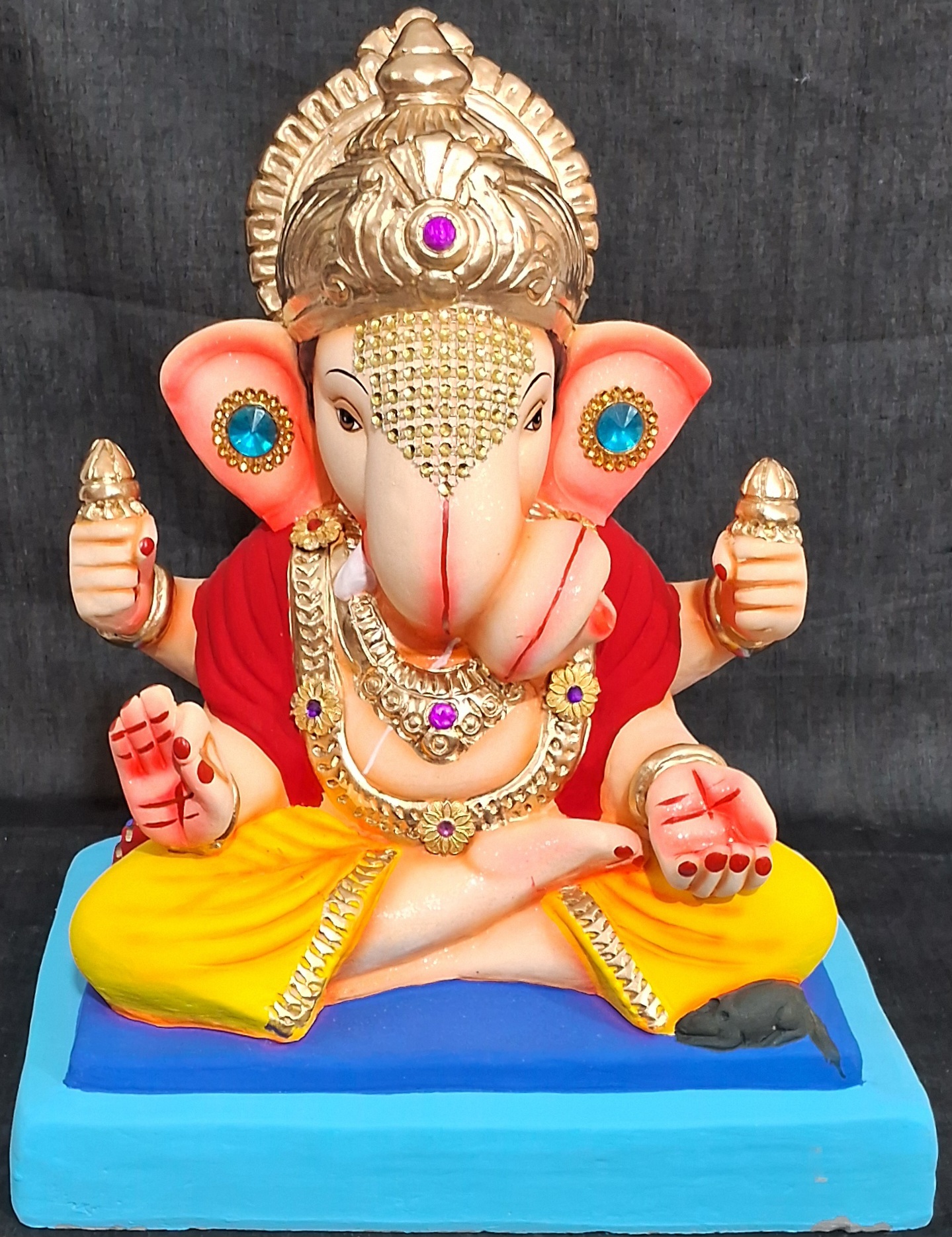 C-दगडूशेट-पिवळा